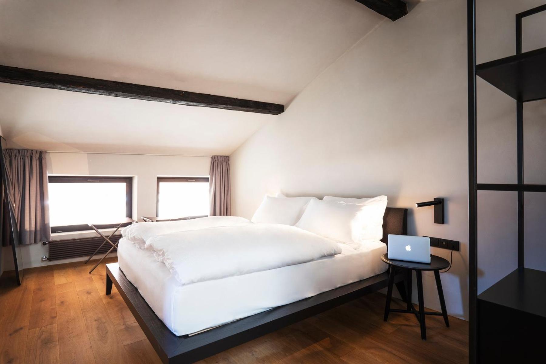 Goldenstern Townhouse Hotel Bolzano Exterior photo