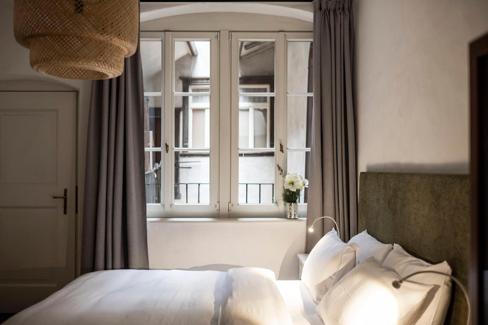 Goldenstern Townhouse Hotel Bolzano Exterior photo