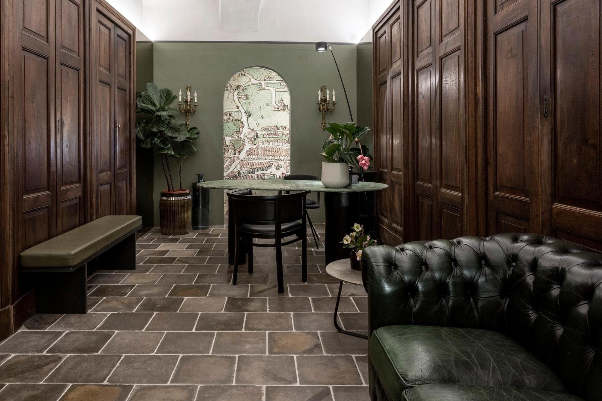 Goldenstern Townhouse Hotel Bolzano Exterior photo